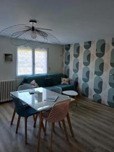 Χώρος καθιστικού στο Studio charmant à Cornimont, 30 m², terrasse ensoleillée