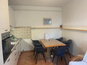 Η κουζίνα ή μικρή κουζίνα στο Apartment Iris