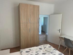 Ένα ή περισσότερα κρεβάτια σε δωμάτιο στο Apartment Iris +18 φωτογραφίες