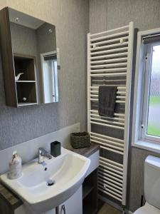 Ένα μπάνιο στο JJs Lodge Jorvik