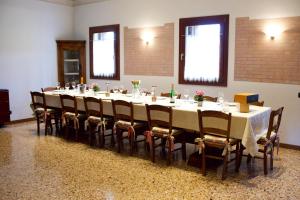 Οι επιχειρηματικές εγκαταστάσεις ή/και οι αίθουσες συνεδριάσεων στο Ca Maiolo - Cottage con piscina +36 φωτογραφίες