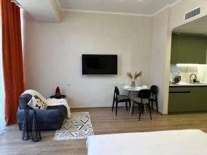 Φωτογραφία από το άλμπουμ του SarIn studio Self check-in Swimming pool σε Tsaghkadzor