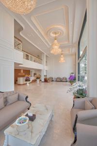 Φωτογραφία από το άλμπουμ του Lyns Hotel σε Nhơn Trạch +9 φωτογραφίες