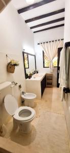 Koupelna v ubytování 3 Bedroom Villa Own Compound + 23 fotografií