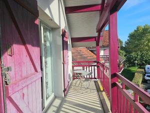 Μπαλκόνι ή βεράντα στο Appartement lumineux avec terrasse et parking à 5 min du centre ville