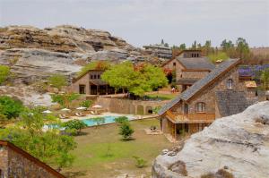 Изглед към градината в Le Jardin du Roy или наблизо