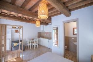 En eller flere senge i et værelse på Residenza La Chiusa 1984 by ElbaSummer