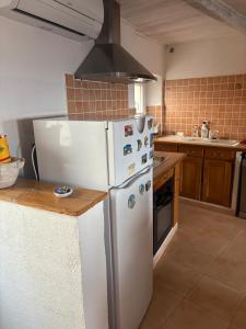 Η κουζίνα ή μικρή κουζίνα στο Apartment type F2 +4 φωτογραφίες