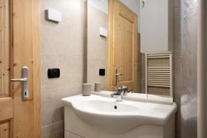 Ένα μπάνιο στο Casa Brenta - Alpine Charm +19 φωτογραφίες