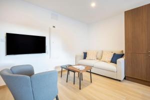 Μια τηλεόραση ή/και κέντρο ψυχαγωγίας στο Les studios Bigoudens