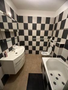 Ένα μπάνιο στο Beau T3 +3 φωτογραφίες