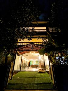 Κήπος έξω από το PVA Ayurveda Stay