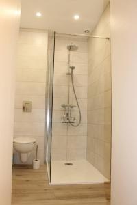 Ένα μπάνιο στο Le Nid du Château Sully-sur-Loire +8 φωτογραφίες