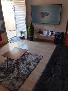 Μια τηλεόραση ή/και κέντρο ψυχαγωγίας στο Lar doce lar