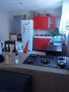 Η κουζίνα ή μικρή κουζίνα στο Lar doce lar