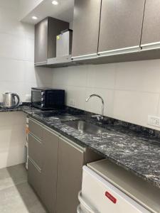 Køkken eller tekøkken på J-H- DEPARTAMENTO + 3 billeder