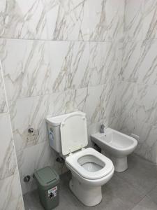 Et badeværelse på J-H- DEPARTAMENTO