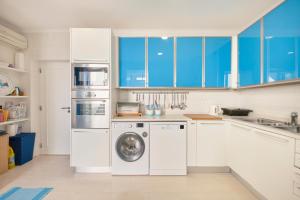 Kuchyň nebo kuchyňský kout v ubytování Beach House Baleal + 22 fotografií