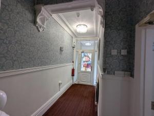 Koupelna v ubytování Valentine Lodge Over 21 Adult Couples Only + 42 fotografií