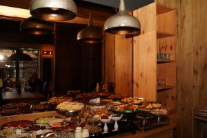 Φαγητό σε αυτό το ξενοδοχείο ή κάπου εκεί κοντά