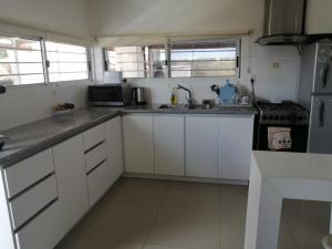 Η κουζίνα ή μικρή κουζίνα στο La Esquina +4 φωτογραφίες