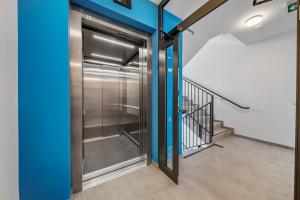 Φωτογραφία από το άλμπουμ του Homey 610 Apartment σε Komárov