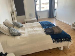 Ένα ή περισσότερα κρεβάτια σε δωμάτιο στο CPH Main Canal