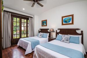 Postel nebo postele na pokoji v ubytování Dream House in prestigious Hacienda Pinilla + 36 fotografií