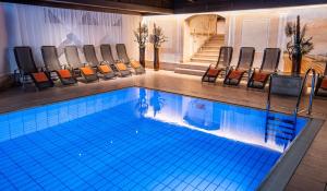 Bazén v ubytování Alpensporthotel Mutterberg nebo v jeho okolí