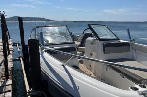 Φυσικό τοπίο κοντά σε αυτό το πλωτό κατάλυμα