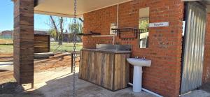 Φωτογραφία από το άλμπουμ του Riverbend Camp - Panache Family Tent with Private Ablution σε Christiana