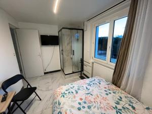 Ένα ή περισσότερα κρεβάτια σε δωμάτιο στο Neuw room Calaisis