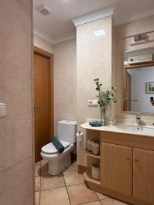 Ένα μπάνιο στο Apartamento Sant Pere II +36 φωτογραφίες