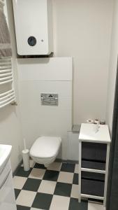 Et badeværelse på Apartamenty Rudzka