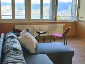 Khu vực ghế ngồi tại Apartment Büel in Krattigen