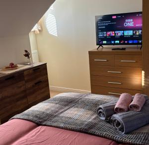 Μια τηλεόραση ή/και κέντρο ψυχαγωγίας στο A House in the Village