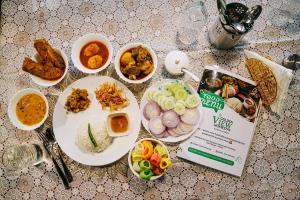 Φαγητό σε αυτό το δωμάτιο σε οικογενειακή κατοικία ή κάπου εκεί κοντά