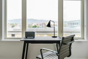 Φωτογραφία από το άλμπουμ του Blueground Milpitas pool nr Great Mall SFO-2072 σε Milpitas