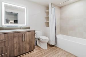 O baie la Blueground Milpitas pool nr Great Mall SFO-2072 +38 fotografii