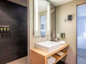 Ένα μπάνιο στο Le Louise Hotel Brussels - MGallery Collection +117 φωτογραφίες