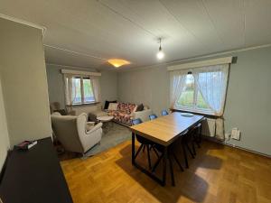 Et opholdsområde på Holiday home Hönstorp + 24 billeder