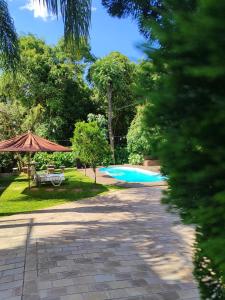 Bazén v ubytování cabanaloft994 nebo v jeho okolí