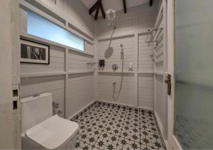 Ένα μπάνιο στο Mandrem Beach front 'Ocean 6' +48 φωτογραφίες