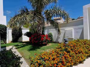 Κήπος έξω από το Villa Lynx With Heated Pool V108