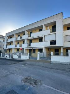 Το κτήριο όπου στεγάζεται  το διαμέρισμα +19 φωτογραφίες