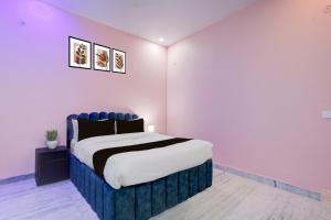 Ένα ή περισσότερα κρεβάτια σε δωμάτιο στο Hotel O TOYBOX