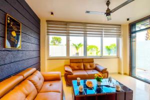 Χώρος καθιστικού στο The Hill's Stay | 3BHK Villa | Dancenter