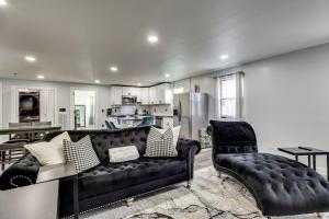 Η κουζίνα ή μικρή κουζίνα στο 4 Mi to MetLife Stadium Chic Wallington Unit!