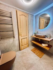 Et badeværelse på UMANI Retreat 2 + 15 billeder