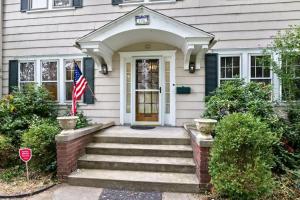 Exteriér nebo vchod ubytování Walk to Notre Dame Harter Heights Hideaway